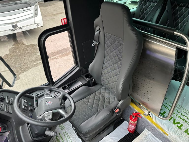 interior4-768x576